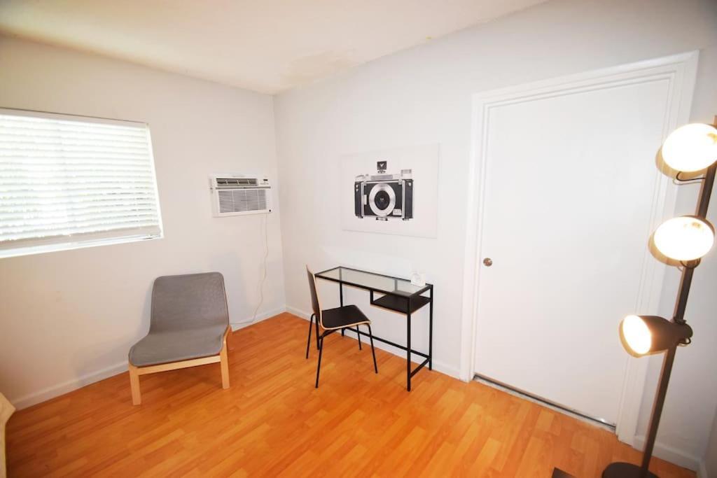 Hollywood Business Apartments ロサンゼルス エクステリア 写真